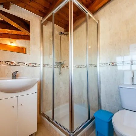 Homestay G - Lagos